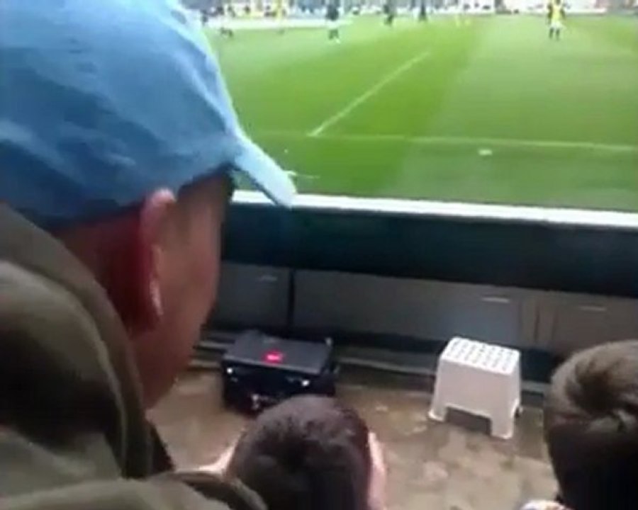 Rooney hedefi ıskalayınca
