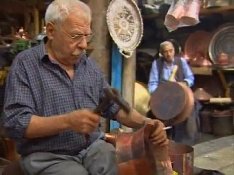 Kazancı Bedih ile Oğlu - Ayağında Kundura