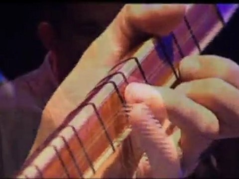 Kardeş Türküler - Gülüşün Gülden Güzel