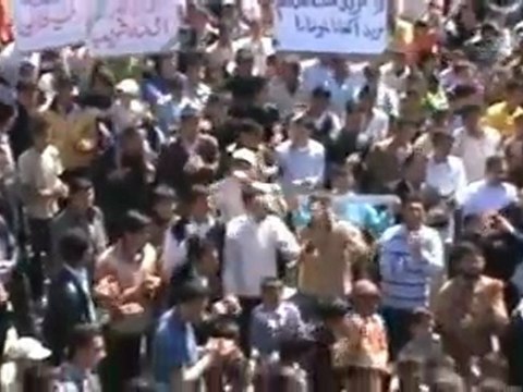فري برس حمص روعةيا الله تحمي حمص ديربعلبة قادمون يا دمشق 23 3 2012