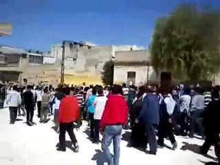 فري برس حماة المحتلة جامع القلاح  جمعة قادمون يا دمشق 23 3 2012