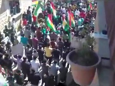 فري برس الحسكه عامودا ساقط يابشار بلبة عامودا جمعة قادمون دمشق 23 3 2012 ج2