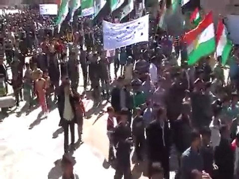 فري برس الحسكه احرار الدرباسية ـ جمعة قادمون يادمشق هام ورائع 23 3 2012 ج2