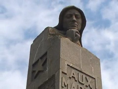 (02)-Samedi 4 juin 2011-Allocution de Pierre Léaustic - président de l'association Aux Marins