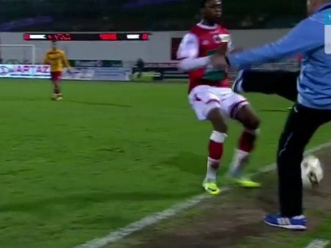 Quand un coach se prend pour De Jong !