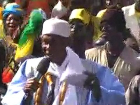 VIDÉO - Clôture de campagne du second tour, Me Wade mise sa « dernière carte ».