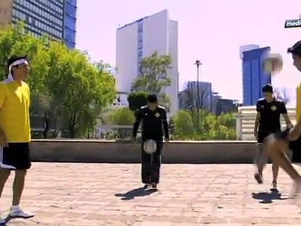 Medio Tiempo: Patadas de Ahogado Free Style.mov