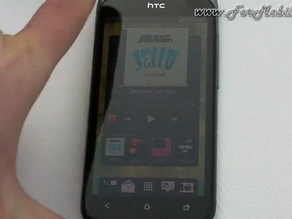 Anteprima italiana su HTC One S