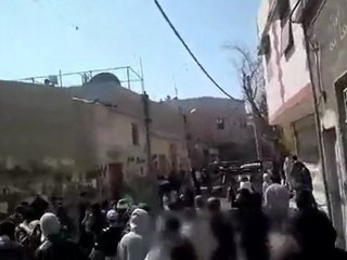 فري برس المزة مظاهرة جامع الفاروق  قادمون يادمشق2012 3 23