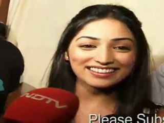 John Abraham Promote Vicky Donor With Cast