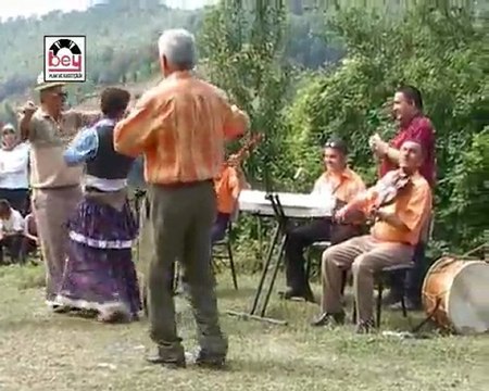 Grup Bağdaş - Çayırda Gördüm Seni