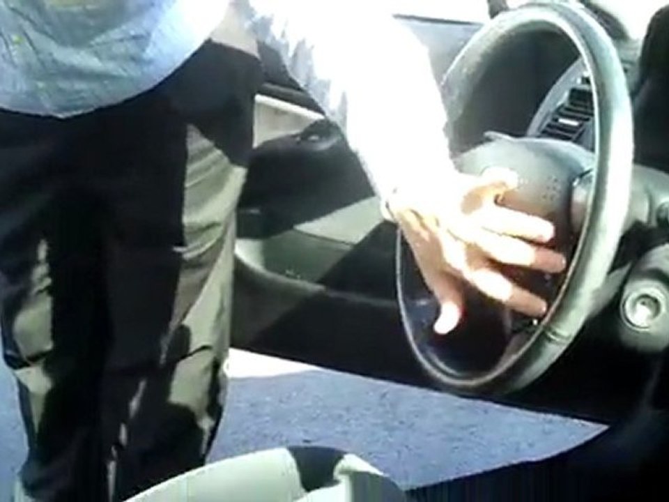 Used 2005 Honda Civic SE Coupe for sale at Honda Cars of Bellevue...an Omaha Honda Dealer!