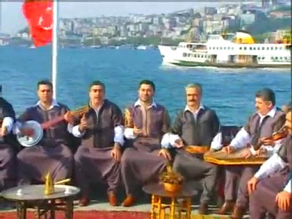 Zekeriya Ünlü - Ey Sevdiğim Sana Şikayetim Var