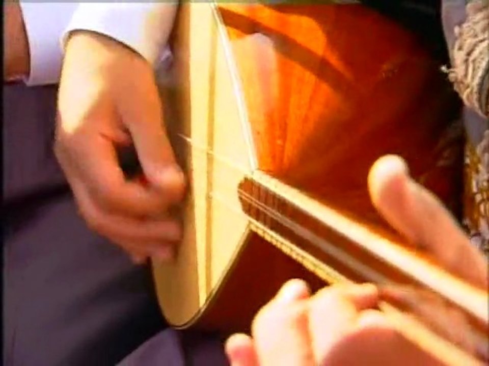 Zekeriya Ünlü - Aşkı Bana Sen Öğrettin