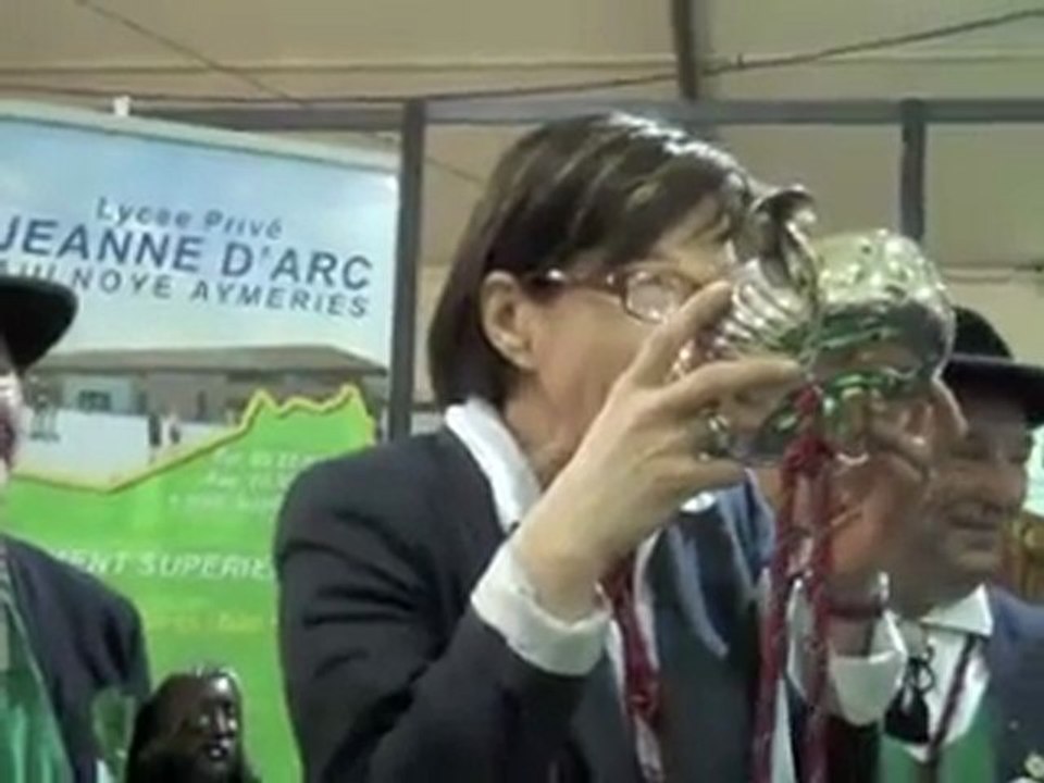 RDV saveurs intronisation de Martine Filleul par les Compagnons du Beaujolais