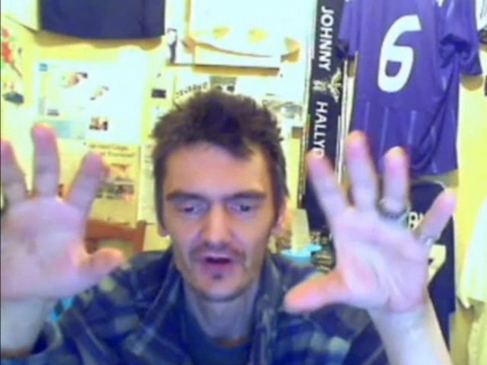 Joharno se moque du bide de Cyprien