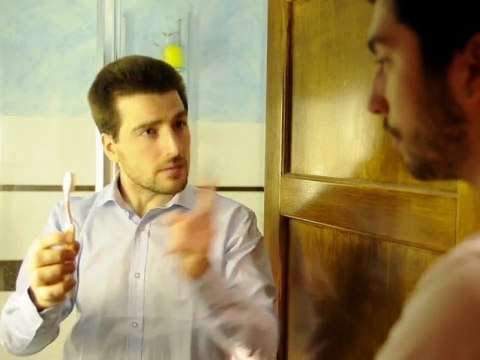 Episode 2 C'est comme chez toi, mais c'est chez moi