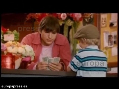 Rihanna y Ashton Kutcher podrían estar juntos