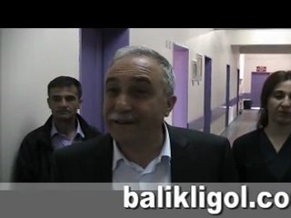Fakıbaba HAstalara karanfil dağıttı