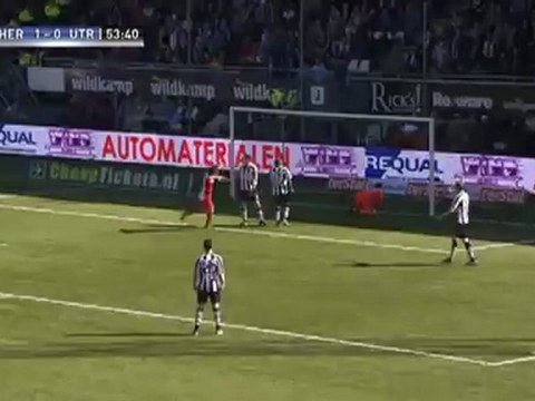 Van der Gun (1-1) Heracles Almelo-FC Utrecht