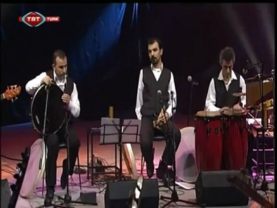 Erdal ERZİNCAN  "BİR KARARDA DURMAYALIM GEL GİDELİM DOSTA GÖNÜL"