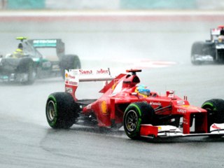 GP de Malaisie - Alonso chante sous la pluie