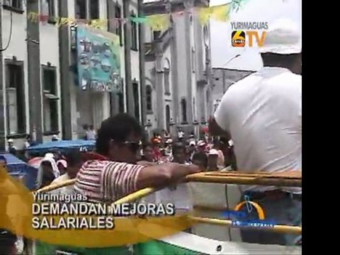 Yurimaguas Profesores del Alto Amazonas marchan en demanda de mejoras salariales