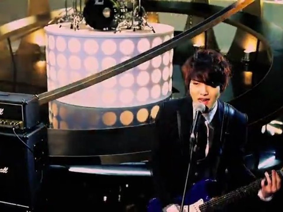 CNBLUE 3rd Mini Album [EAR FUN] Title song Hey You M_V Full Ver