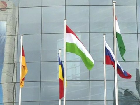 North Korea tensions dog nuclear summit in South Korea