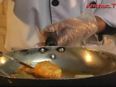 Sườn chiên sốt chua ngọt (Vào bếp cùng Sao - Số 10) - amthuc.tv - tapchiamthuc.vn