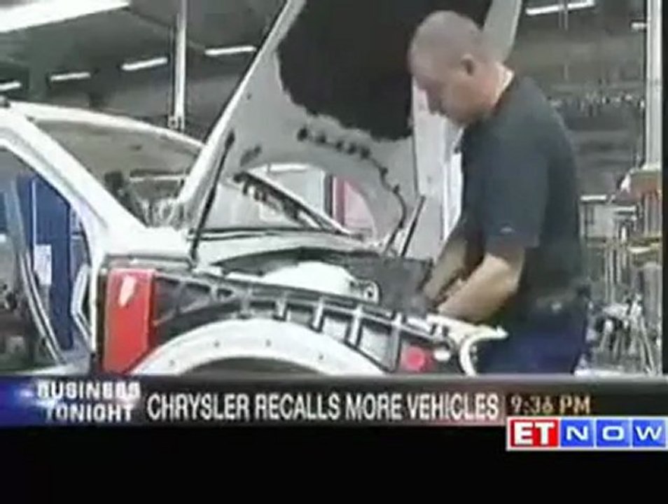 Chrysler recalls 20500 jeeps minivans for axle problem