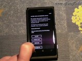 Nokia Lumia 800 - Inserimento micro SIM e prima accensione [NokiaLumiaDiaries]