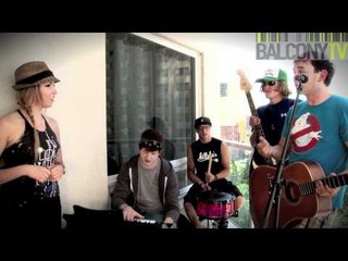 SOPHMORE JAKES - HISTORY'S FOR MAKING NOT WRITING (BalconyTV)