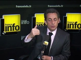 Merah: Sarkozy juge "indignes" les mises en cause de la police