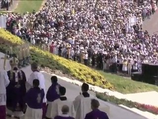 Pope in Mexico calls for faith to overcome violence