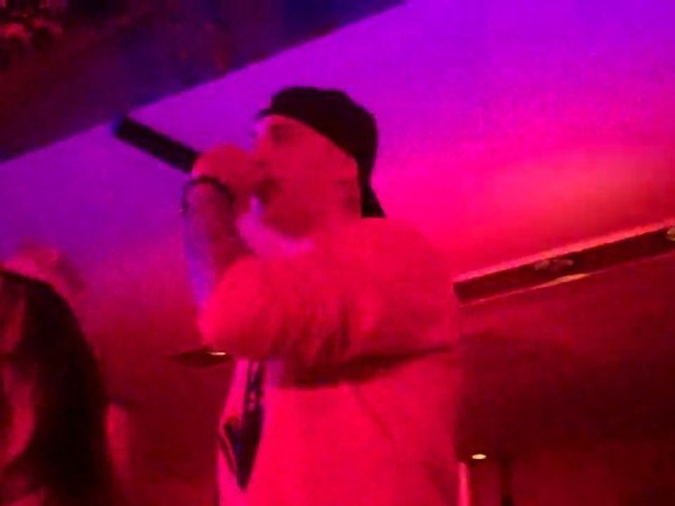 tns one love party baraonda