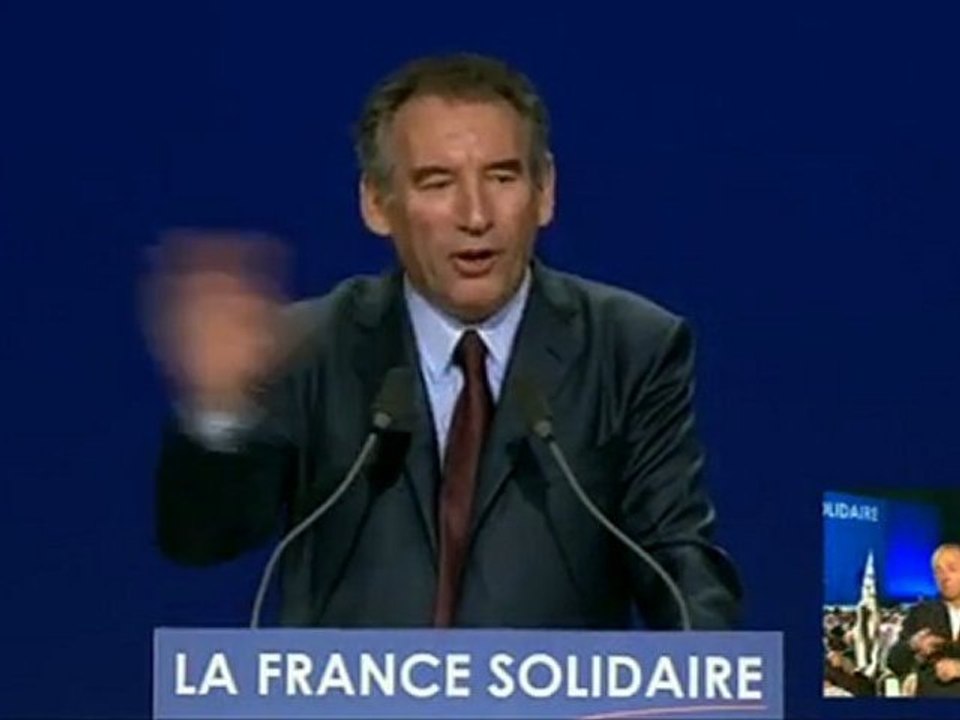 "la sécurité doit devenir proche au lieu d'être lointaine" - François Bayrou - Discours du Zenith de Paris - Extrait