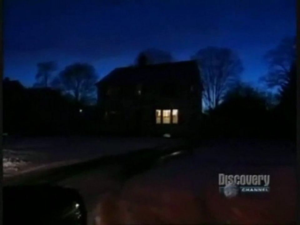 HISTORIAS DE ULTRATUMBA · Apariciones en Connecticut 7 11