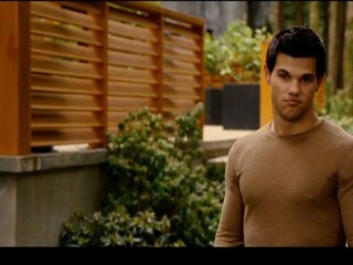 New Twilight: Breaking Dawn Part 2 teaser trailer