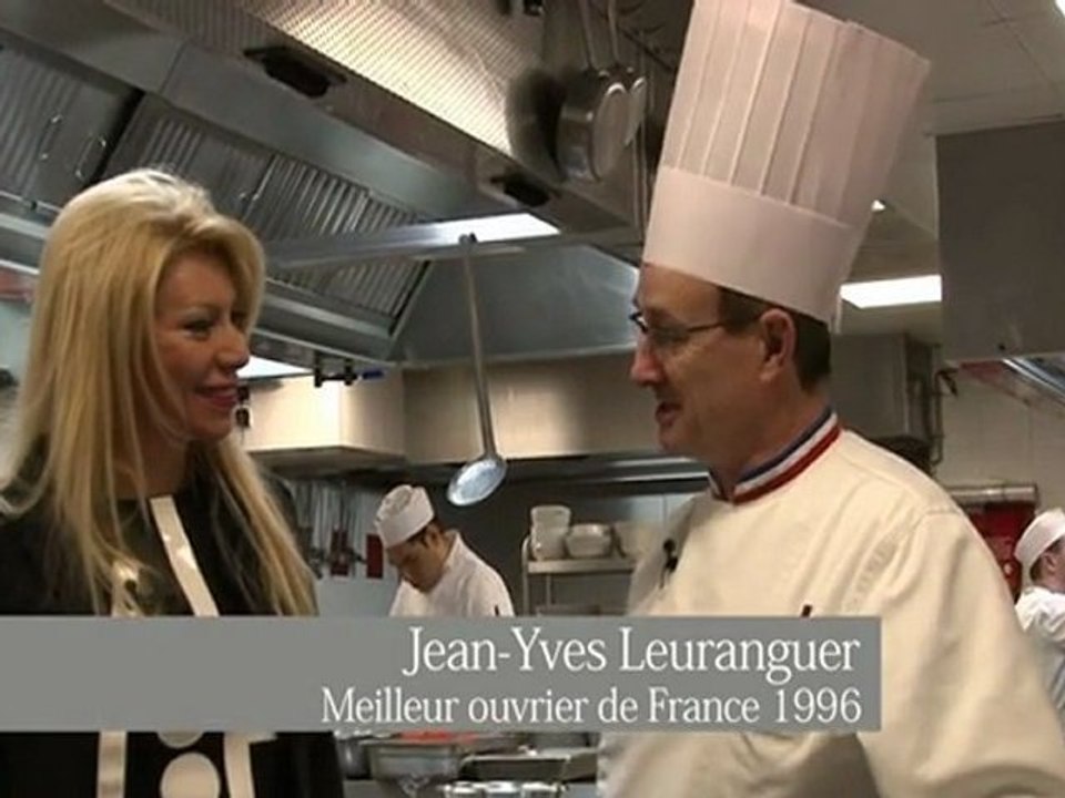 Nadine Rodd avec le chef étoilé du Fouquet's Barrière