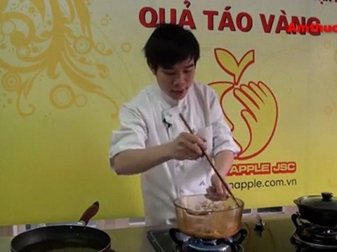 Cà tím sốt cay niêu đất (Vào bếp cùng Sao - số 58) - tapchiamthuc.vn - diachi.vn