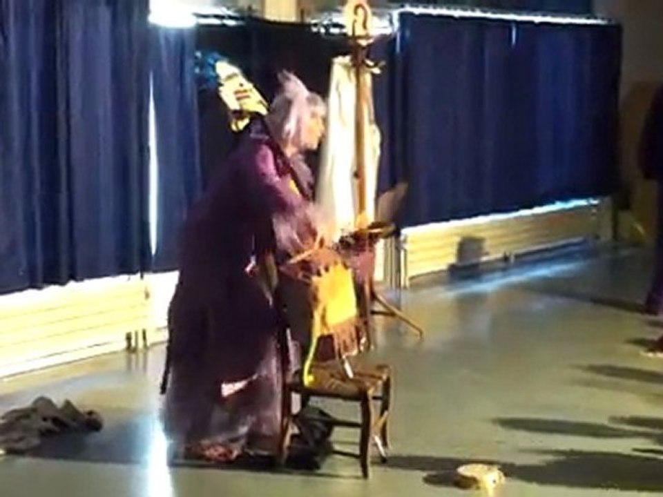 Spectacle - Le V masqué - Maternelle Cité Souzy 6