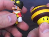 CGRundertow SUPER MARIO GALAXY 2 MINI FIGURE: BEE MARIO Video Game Toy Review