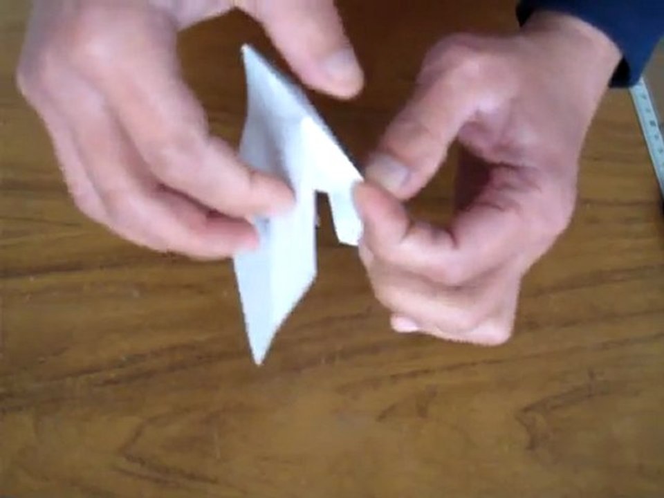 Origami Hello Kitty_2-3_Noeud papillon