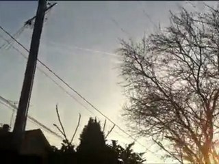 Chemtrails 11 - 3è partie - les avions militaires 'la preuve'