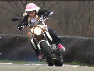 LA SUZUKI 650 GLADIUS, UNE MOTO DE GONZESSE?