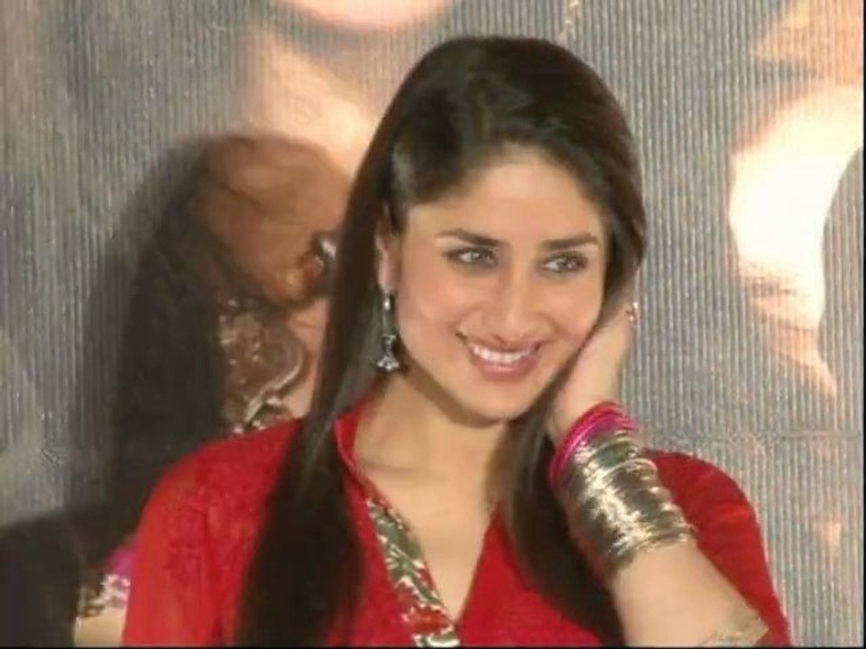 Sanjay Leela Bhansali Finds His Mother In Kareena Kapoor - Bollywood News