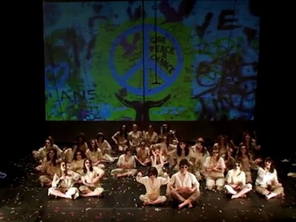 Comédie musicale l'Impossible Paix par la compagnie Esope
