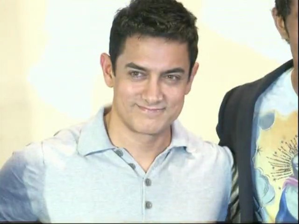 Aamir Khan's Even Better Physique In Talaash - Bollywood Hot