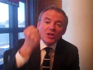 Pour Eric Brunet, il faut rendre publiques les vidéos de Mohamed Merah, même si elles sont choquantes.